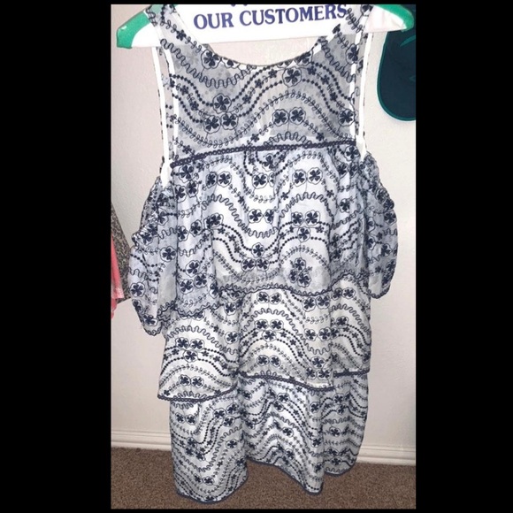 Cold Shoulder Ruffle Dress - Picture 2 of 5